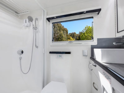 LiberationPlatinum_1200x800_7